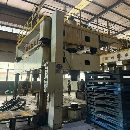 []精品湖州800T油压机！台面2500X3500多孔顶出，有需要.